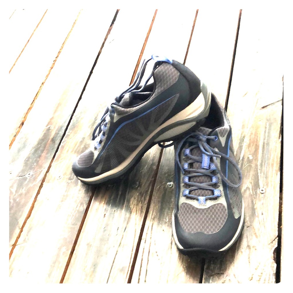 Merrell hiking sneakers Size 7 in Blue/Grey